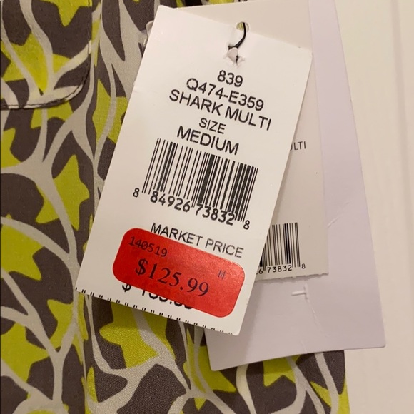 Equipment short sleeve dress in size M 100% silk - Picture 4 of 9